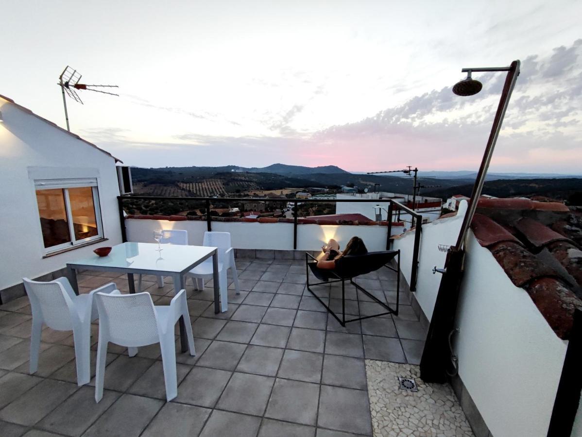La Martela De Fuentes Casa De Diseno Rural Villa Fuentes de León Exterior foto